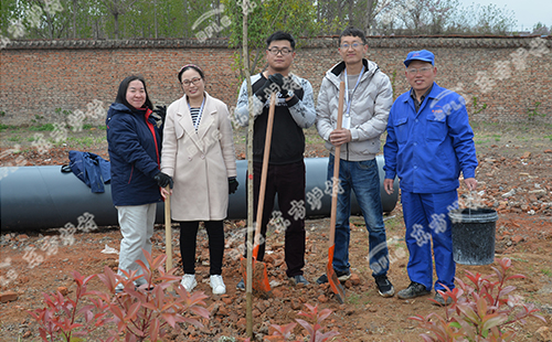 植樹活動 | 綠水青山就是金山銀山，東方爐襯組織員工義務植樹