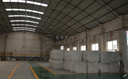 耐火澆注料廠內庫存